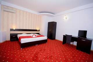 Отель Hotel Magic - City Center Питешти Стандартный двухместный номер с 1 кроватью-1