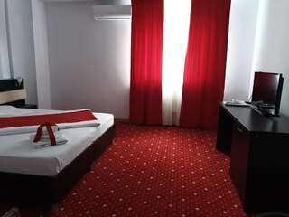 Отель Hotel Magic - City Center Питешти Стандартный двухместный номер с 1 кроватью-8