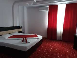 Отель Hotel Magic - City Center Питешти Стандартный двухместный номер с 1 кроватью-2