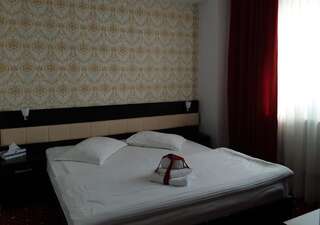 Отель Hotel Magic - City Center Питешти Стандартный двухместный номер с 1 кроватью-3