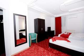 Отель Hotel Magic - City Center Питешти Стандартный двухместный номер с 1 кроватью-17