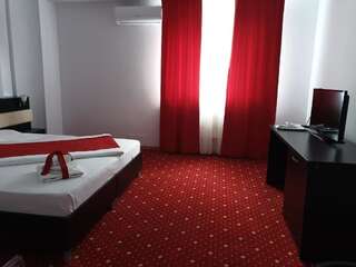 Отель Hotel Magic - City Center Питешти Стандартный двухместный номер с 1 кроватью-28