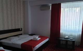Отель Hotel Magic - City Center Питешти Стандартный двухместный номер с 1 кроватью-5